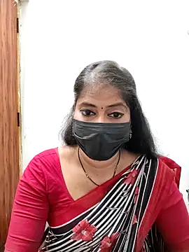 Snapshot of tamil_Sigappu_Roja chatting on 8, 6, 2026 tamil Sigappu Roja online show from 8, 6, 2026