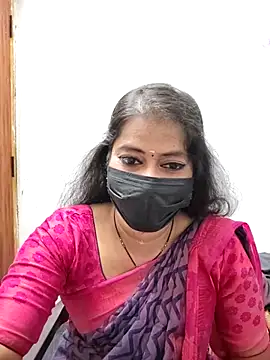 Snapshot of tamil_Sigappu_Roja chatting on 26, 6, 2026 tamil Sigappu Roja online show from 26, 6, 2026