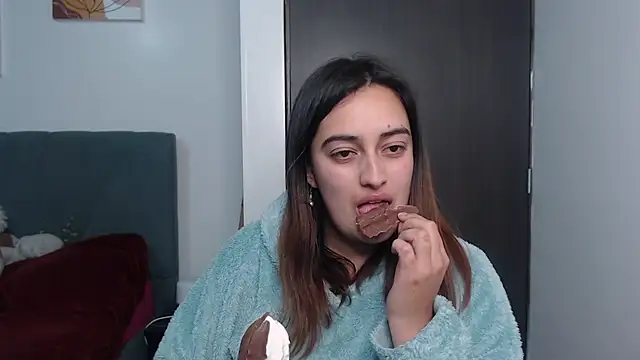 Snapshot of Meggan_n chatting on 25, 11, 2025 Meggan n online show from 25, 11, 2025