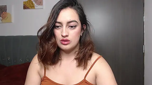 Snapshot of Meggan_n chatting on 9, 9, 2025 Meggan n online show from 9, 9, 2025