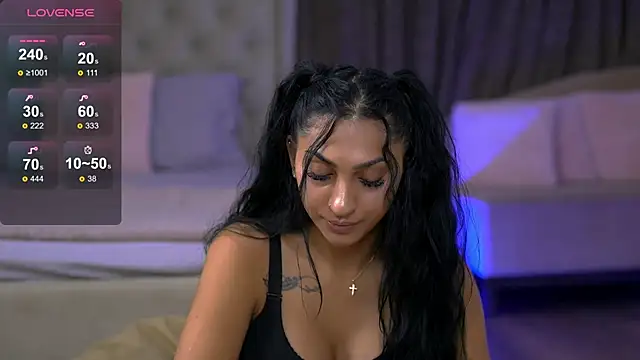 EmaHallee online show from 23, 9, 2025