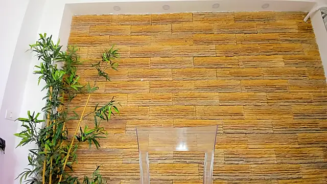 Cupcake Izzy online show from 13, 3, 2026