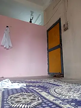 LOVE-R online show from 10, 9, 2025