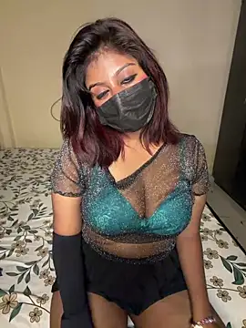 Snapshot of missneha61 chatting on 15, 11, 2025 missneha61 online show from 15, 11, 2025