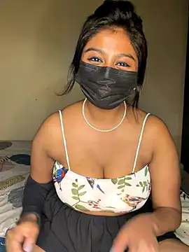 Snapshot of missneha61 chatting on 27, 10, 2025 missneha61 online show from 27, 10, 2025