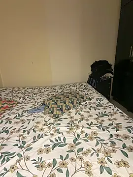 Snapshot of missneha61 chatting on 26, 10, 2025 missneha61 online show from 26, 10, 2025