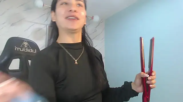 Snapshot of victoria_hernandez_t_ chatting on 8, 7, 2026 victoria hernandez t online show from 8, 7, 2026