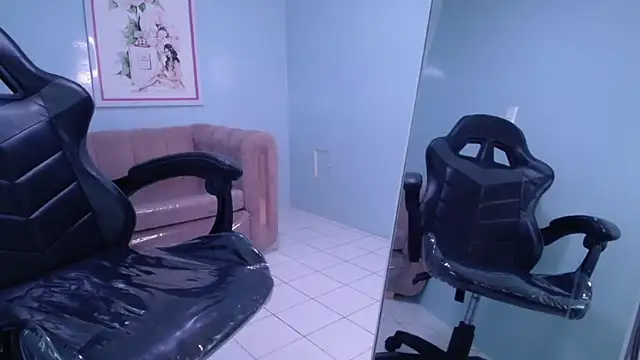 Snapshot of victoria_hernandez_t_ chatting on 23, 9, 2025 victoria hernandez t online show from 23, 9, 2025