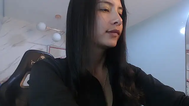 victoria hernandez t  online show from 15, 4, 2026