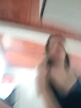 Isa Acosta online show from 2, 12, 2025