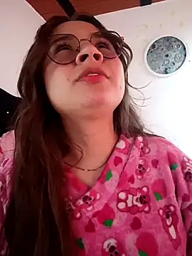 Snapshot of Isa_Acosta chatting on 29, 4, 2026 Isa Acosta online show from 29, 4, 2026