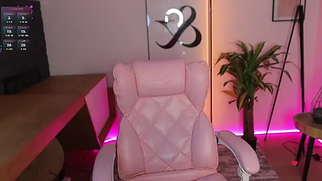 Baby  Lola online show from 24, 5, 2026