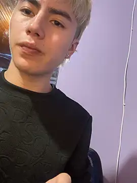 AlexanderCollman online show from 4, 12, 2025