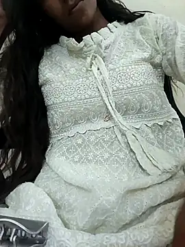 Snapshot of Alia-00 chatting on 29, 9, 2025 Alia-00 online show from 29, 9, 2025