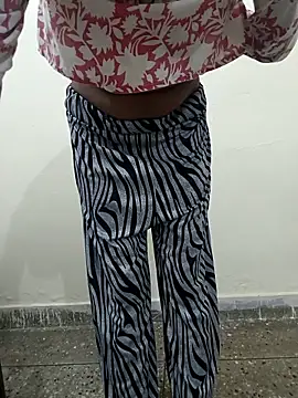 Snapshot of Alia-00 chatting on 14, 10, 2025 Alia-00 online show from 14, 10, 2025