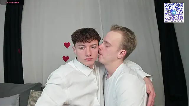 Snapshot of Kevin_Young_Cat chatting on 4, 3, 2026 Kevin Young Cat online show from 4, 3, 2026