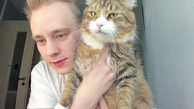 Kevin Young Cat online show from 22, 12, 2025