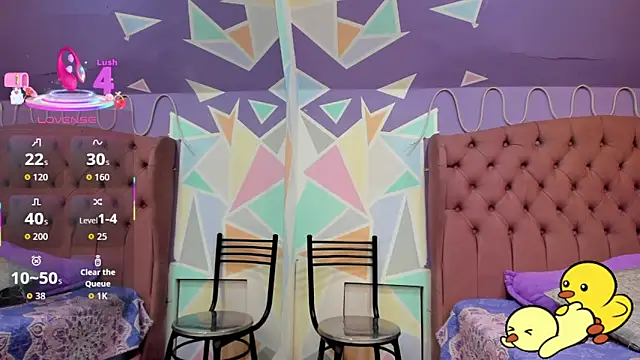 CloeyGraweing online show from 12, 9, 2025