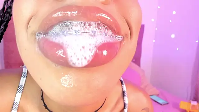 dulce brown01 online show from 7, 5, 2026