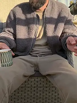 Michel huge online show from 5, 4, 2026