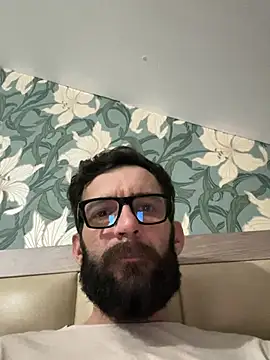 Michel huge online show from 6, 2, 2026