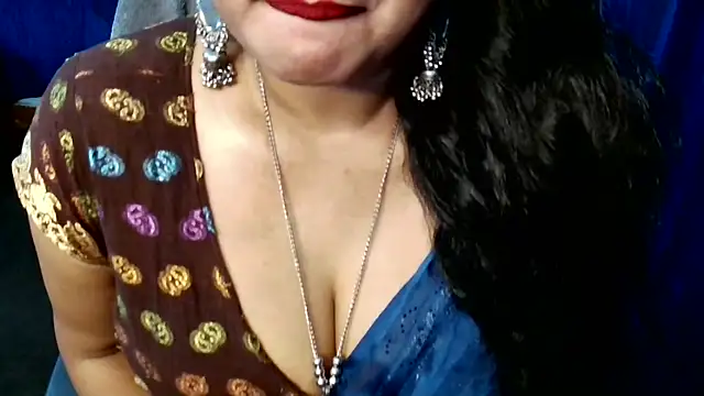 QUEEN SAKHI- online show from 15, 4, 2026