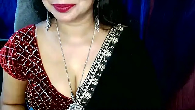 QUEEN SAKHI- online show from 12, 5, 2026