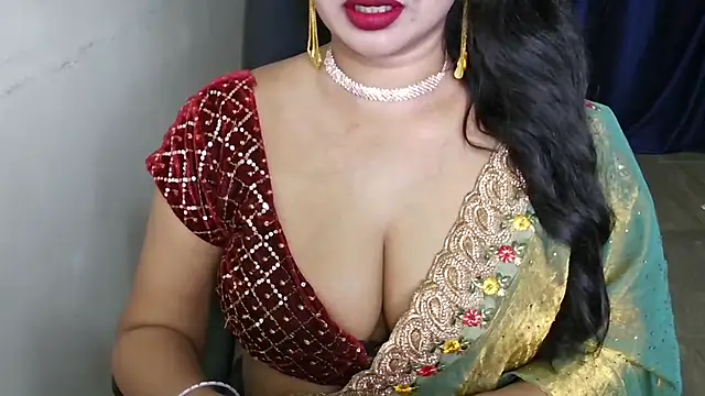 Snapshot of QUEEN_SAKHI- chatting on 21, 11, 2025 QUEEN SAKHI- online show from 21, 11, 2025