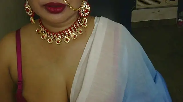 Snapshot of QUEEN_SAKHI- chatting on 28, 9, 2025 QUEEN SAKHI- online show from 28, 9, 2025
