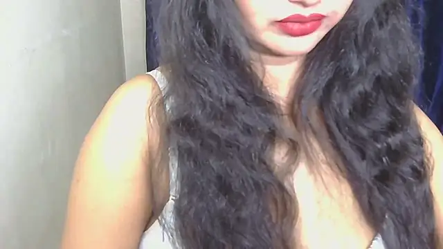 Snapshot of QUEEN_SAKHI- chatting on 15, 11, 2025 QUEEN SAKHI- online show from 15, 11, 2025