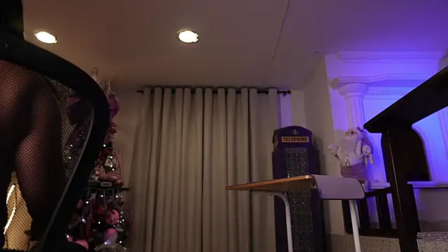 vaniaa95 online show from 15, 12, 2025