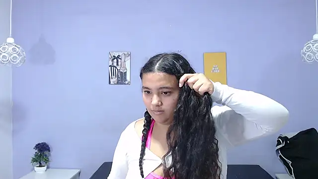 penelope gucci1 online show from 17, 11, 2025