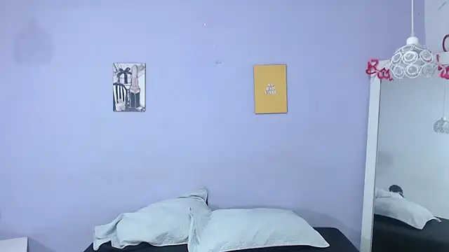 penelope gucci1 online show from 20, 10, 2025