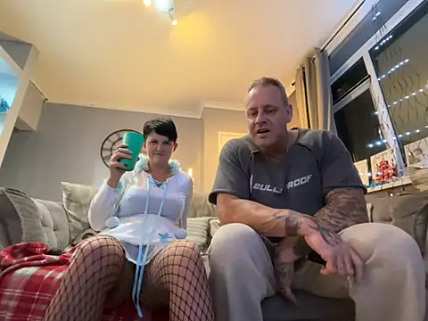 Snapshot of backdoorgalore4you chatting on 21, 12, 2025 backdoorgalore4you online show from 21, 12, 2025