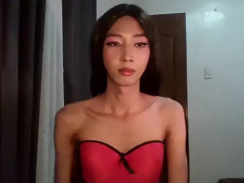 YourTiffanyX online show from 15, 6, 2026