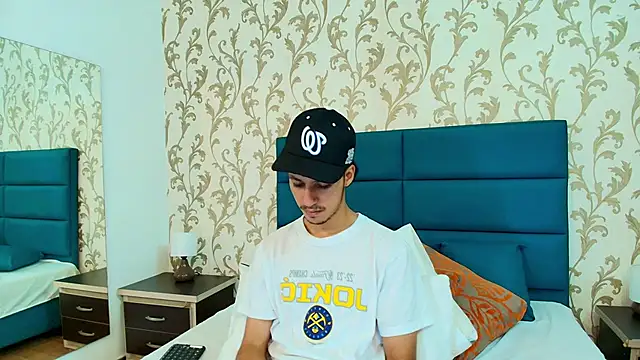 Marcus Jeron online show from 1, 10, 2025