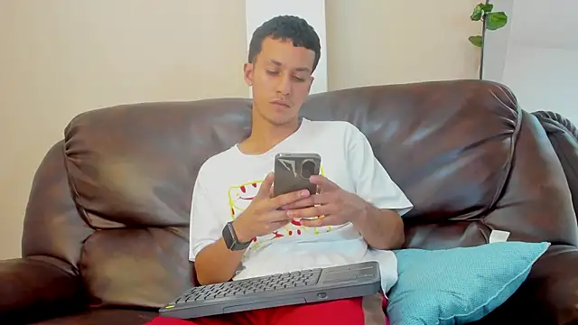 Snapshot of Marcus_Jeron chatting on 24, 6, 2026 Marcus Jeron online show from 24, 6, 2026