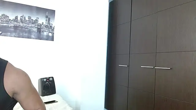 AntonyDAngelo25 online show from 24, 10, 2025