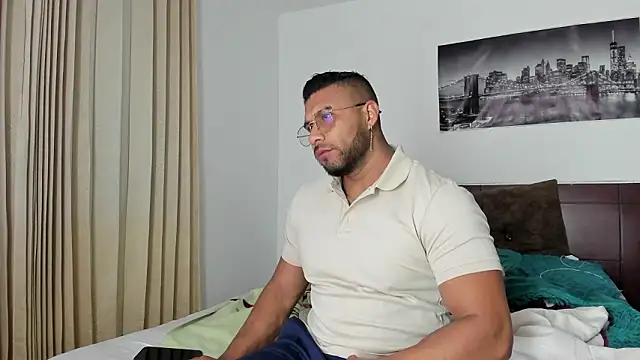 Snapshot of AntonyDAngelo25 chatting on 14, 2, 2026 AntonyDAngelo25 online show from 14, 2, 2026