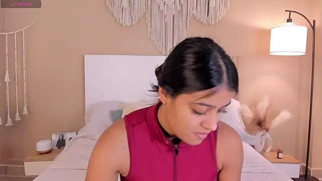 Camila Bustamante online show from 20, 5, 2026