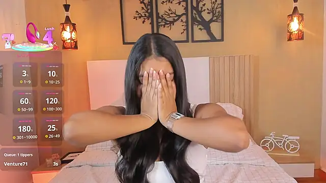 Camila Bustamante online show from 20, 9, 2025