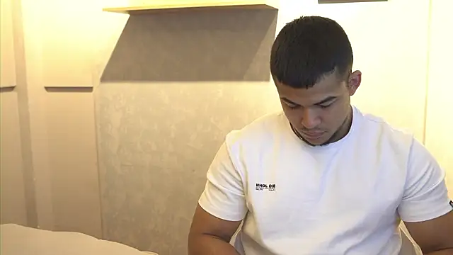 Thiago Valente online show from 4, 2, 2026