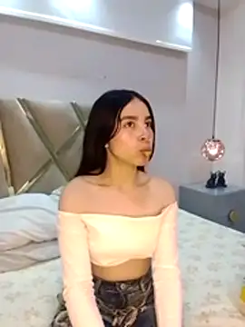 Snapshot of CandySays chatting on 23, 11, 2025 CandySays online show from 23, 11, 2025