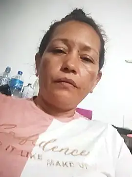 marinita13 online show from 10, 10, 2025