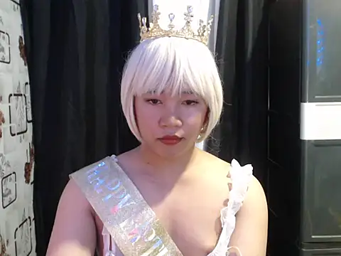 Snapshot of slut_clio chatting on 22, 10, 2025 slut clio online show from 22, 10, 2025