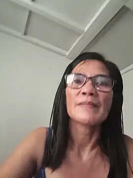 Snapshot of ImYourWoman_55 chatting on 9, 5, 2026 ImYourWoman 55 online show from 9, 5, 2026