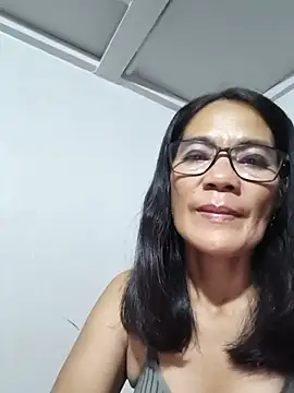 ImYourWoman 55 online show from 4, 7, 2026
