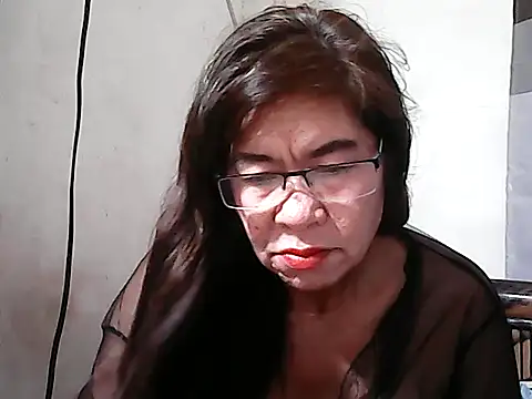 Hottestsexxy Elynnn online show from 26, 4, 2026