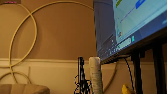 Ariaa Isabell online show from 13, 11, 2025