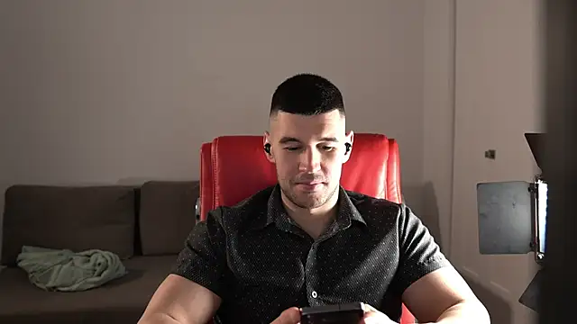 Sand0w online show from 10, 4, 2026